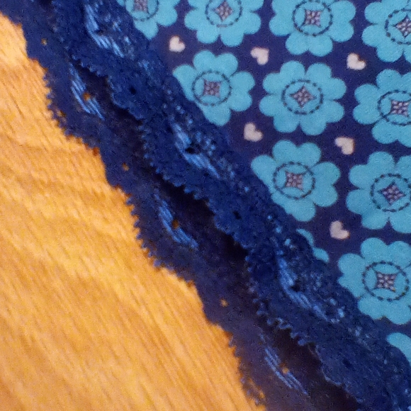 Matching tank and hard rock cafe tee BUNDLE - Picture 5 of 6